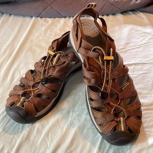 Keen 10 NEW ladies sandals